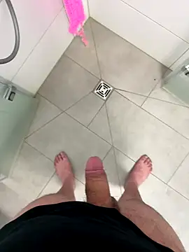 Snapshot of Felix839 chatting on 10-21-25, 03:46 Felix839 online show from 10-21-25, 03:46