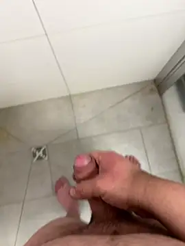 Snapshot of Felix839 chatting on 01-09-26, 03:59 Felix839 online show from 01-09-26, 03:59