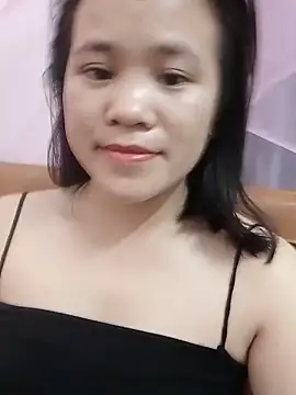 Snapshot of Norah-h chatting on 05-13-26, 02:36 Norah-h online show from 05-13-26, 02:36