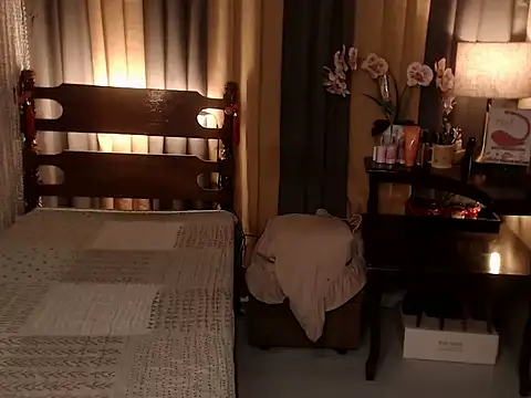 Snapshot of Jastine_hunk chatting on 04-09-26, 06:19 Jastine hunk online show from 04-09-26, 06:19