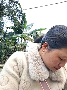 Snapshot of diamond-- chatting on 02-22-26, 09:41 diamond-- online show from 02-22-26, 09:41