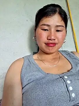 Snapshot of diamond-- chatting on 03-27-26, 05:57 diamond-- online show from 03-27-26, 05:57