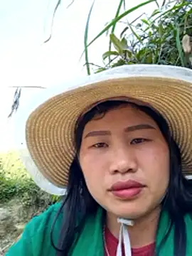 Snapshot of diamond-- chatting on 04-06-26, 08:48 diamond-- online show from 04-06-26, 08:48