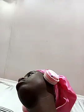 Snapshot of BlackPearl_19 chatting on 02-24-26, 09:24 BlackPearl 19 online show from 02-24-26, 09:24