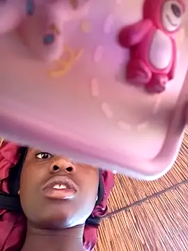 Snapshot of BlackPearl_19 chatting on 04-02-26, 06:11 BlackPearl 19 online show from 04-02-26, 06:11