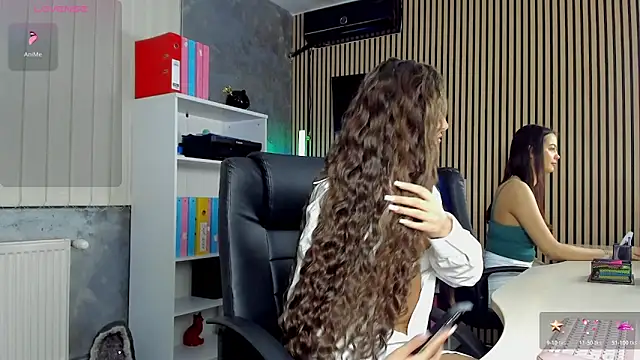 Snapshot of OfficeGirls chatting on 03-26-26, 06:46 OfficeGirls online show from 03-26-26, 06:46