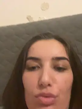 Snapshot of OfficeGirls chatting on 04-02-26, 12:52 OfficeGirls online show from 04-02-26, 12:52