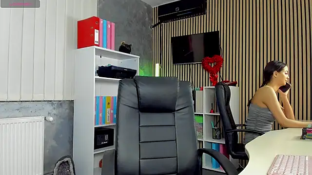 Snapshot of OfficeGirls chatting on 04-02-26, 05:32 OfficeGirls online show from 04-02-26, 05:32