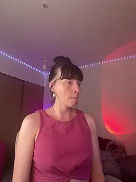 MaciiMayy online show from 07-16-26, 11:00