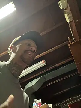 smuckle899 online show from 03-10-26, 01:43