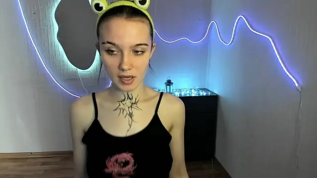 Elastikisss online show from 02-24-26, 07:39