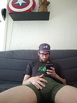 Snapshot of nymphomaniecouple chatting on 04-16-26, 10:38 nymphomaniecouple online show from 04-16-26, 10:38