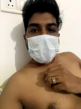 Snapshot of luckyboyhot4444 chatting on 09-21-25, 04:41 luckyboyhot4444 online show from 09-21-25, 04:41