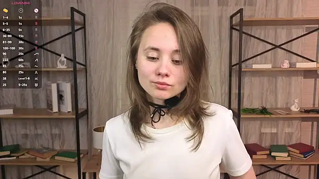 Snapshot of Crysta1Eva_ chatting on 05-15-26, 06:15 Crysta1Eva online show from 05-15-26, 06:15