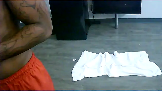 214KingLonggg online show from 03-15-26, 10:21