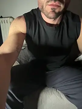 giovan2020 online show from 04-15-26, 09:04