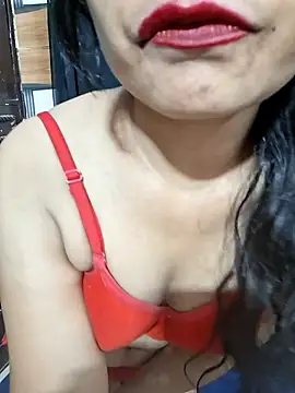 Snapshot of Soni_cute86526 chatting on 07-17-26, 04:19 Soni cute86526 online show from 07-17-26, 04:19