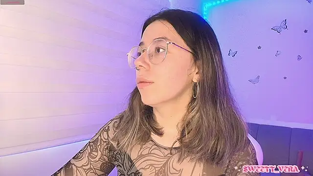 sweettvera online show from 04-14-26, 01:39