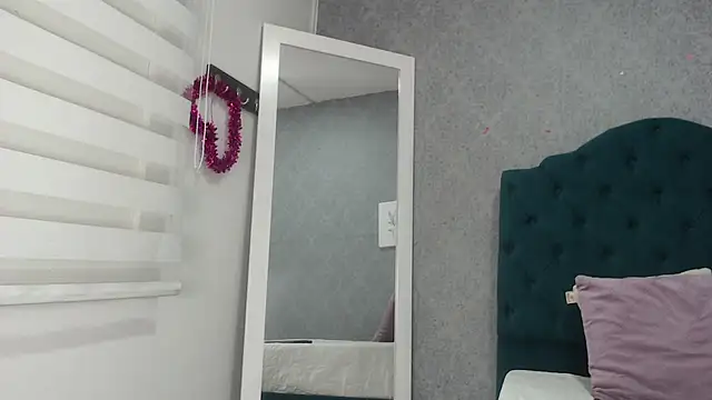 Snapshot of Vic_Taylor chatting on 02-09-26, 11:14 Vic Taylor online show from 02-09-26, 11:14