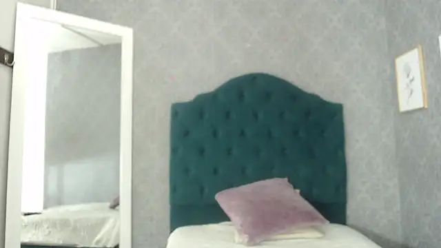 Snapshot of Vic_Taylor chatting on 03-07-26, 11:29 Vic Taylor online show from 03-07-26, 11:29