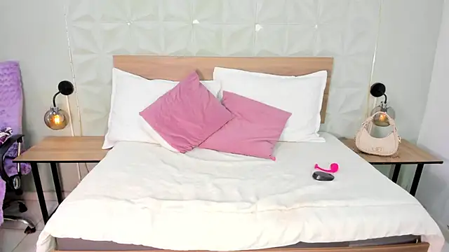 ValeryTrans  online show from 03-29-26, 01:22