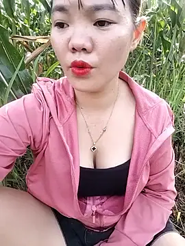 Meomeo-meo online show from 10-29-25, 01:08