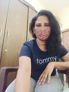 Snapshot of tamil_Boomika chatting on 06-30-26, 02:34 tamil Boomika online show from 06-30-26, 02:34