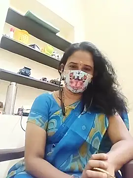 Snapshot of tamil_Boomika chatting on 07-08-26, 05:06 tamil Boomika online show from 07-08-26, 05:06