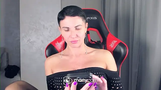 Snapshot of Angel_iam chatting on 04-18-26, 07:58 Angel iam online show from 04-18-26, 07:58