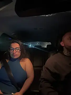 liz and thiago online show from 12-22-25, 12:40