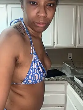 YeahhhitsBreezy online show from 04-15-26, 01:12