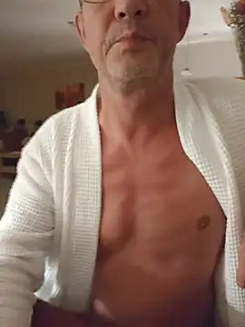TommyTom76 online show from 07-04-26, 10:49