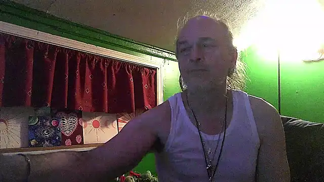 HippieDad333 online show from 02-04-26, 06:41