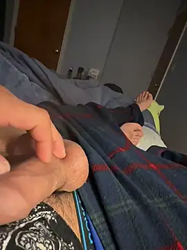 juanjR11 online show from 11-15-25, 05:49