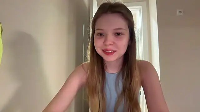 Snapshot of CandysRose chatting on 05-07-26, 07:19 CandysRose online show from 05-07-26, 07:19