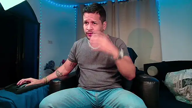 LucasGaeel online show from 02-15-26, 12:25