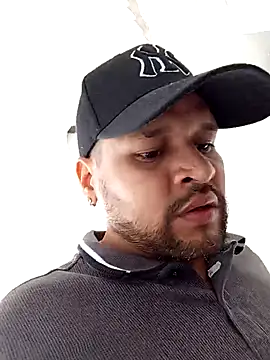 LucasGaeel online show from 04-06-26, 03:13