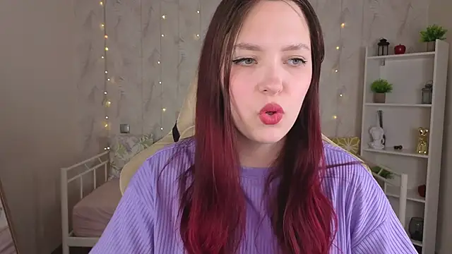 Monica  Queen online show from 05-16-26, 05:37