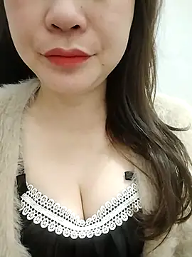 Girl Shy2000 online show from 03-10-26, 10:37