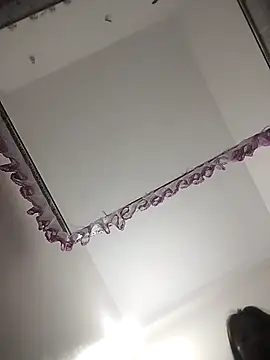 Girl Shy2000 online show from 03-18-26, 04:32