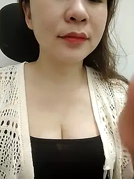 Girl Shy2000 online show from 03-31-26, 11:43