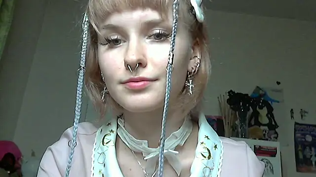 Paradoxy  online show from 04-20-26, 07:48