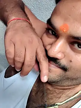 desiyouth94 online show from 10-28-25, 08:07