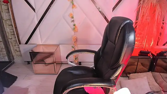 Irina Rouse online show from 04-15-26, 07:58