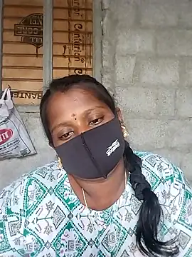 Tamil Hot Sandy online show from 03-17-26, 05:33
