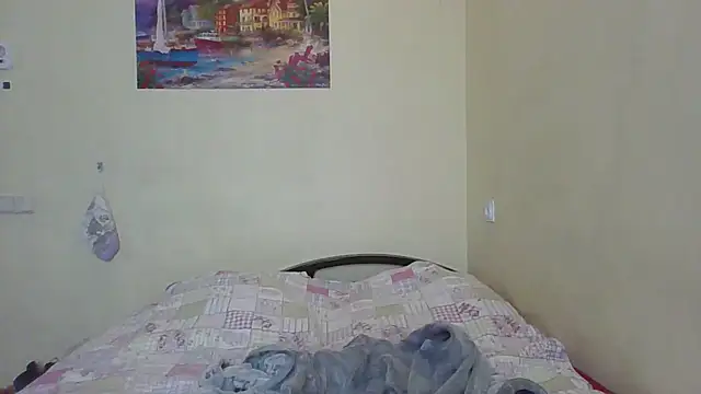 Snapshot of QueenMomyS chatting on 03-09-26, 09:08 QueenMomyS online show from 03-09-26, 09:08