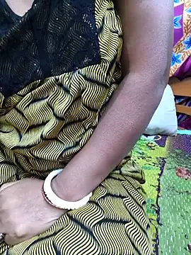 Desi Lilly01 online show from 12-23-25, 05:49