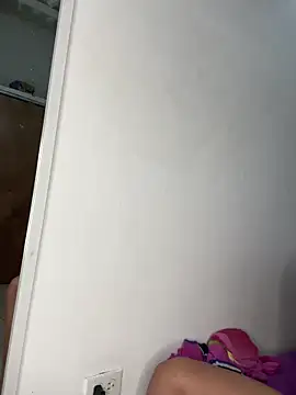 Snapshot of bbyexclussive chatting on 09-26-25, 11:20 bbyexclussive online show from 09-26-25, 11:20