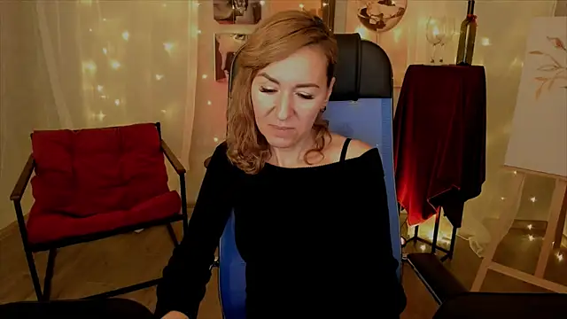 Snapshot of DonnaSmitth chatting on 11-11-25, 03:34 DonnaSmitth online show from 11-11-25, 03:34