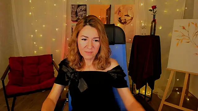 Snapshot of DonnaSmitth chatting on 11-14-25, 03:44 DonnaSmitth online show from 11-14-25, 03:44